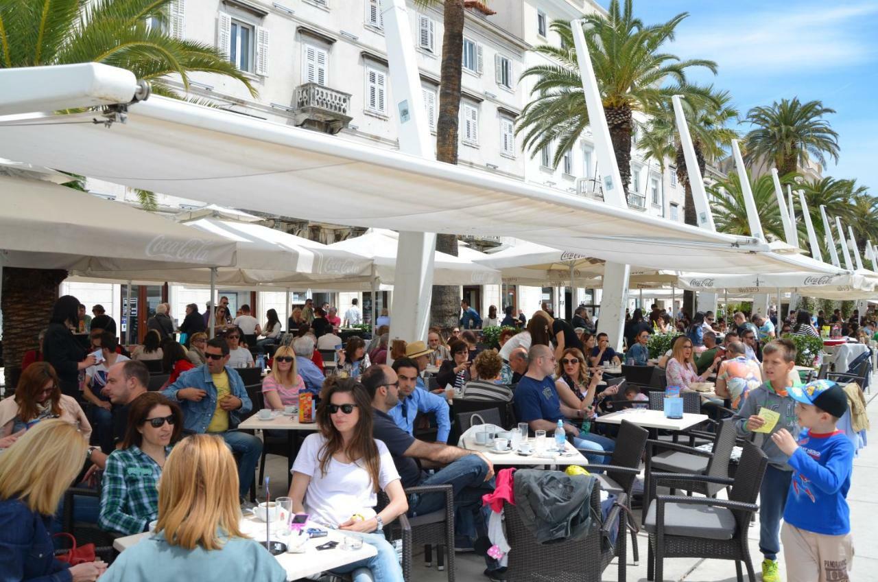 Apartments & Rooms Dujam Split Bagian luar foto