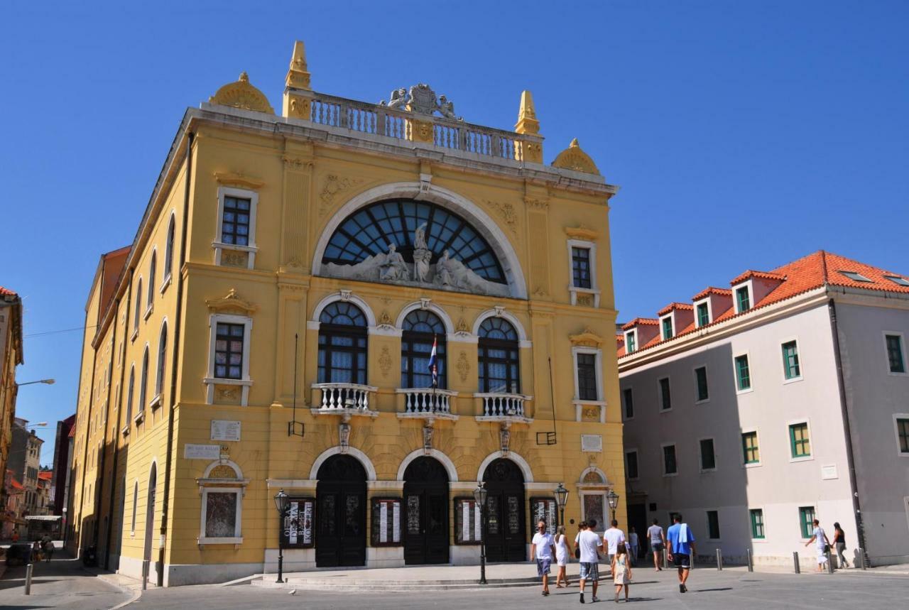 Apartments & Rooms Dujam Split Bagian luar foto
