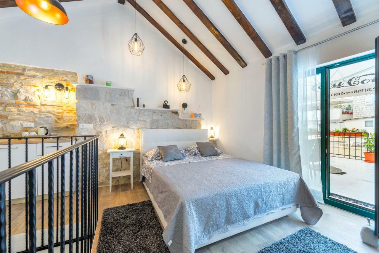 Apartments & Rooms Dujam Split Bagian luar foto