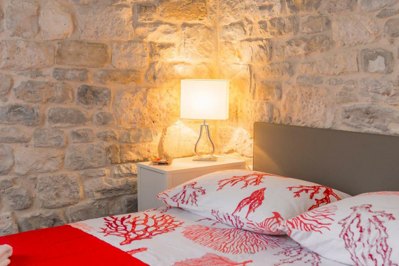 Apartments & Rooms Dujam Split Bagian luar foto