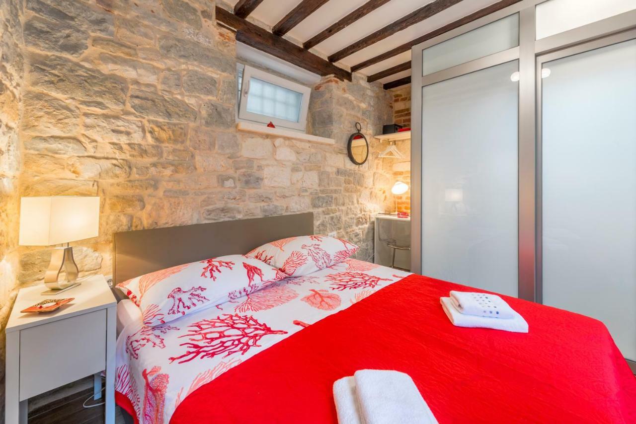 Apartments & Rooms Dujam Split Bagian luar foto